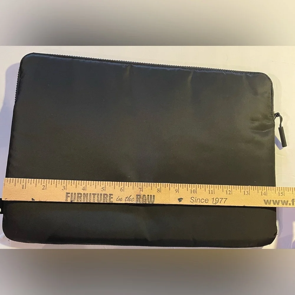INCASE Laptop/Tablet Sleeve Case External Zippered Pocket